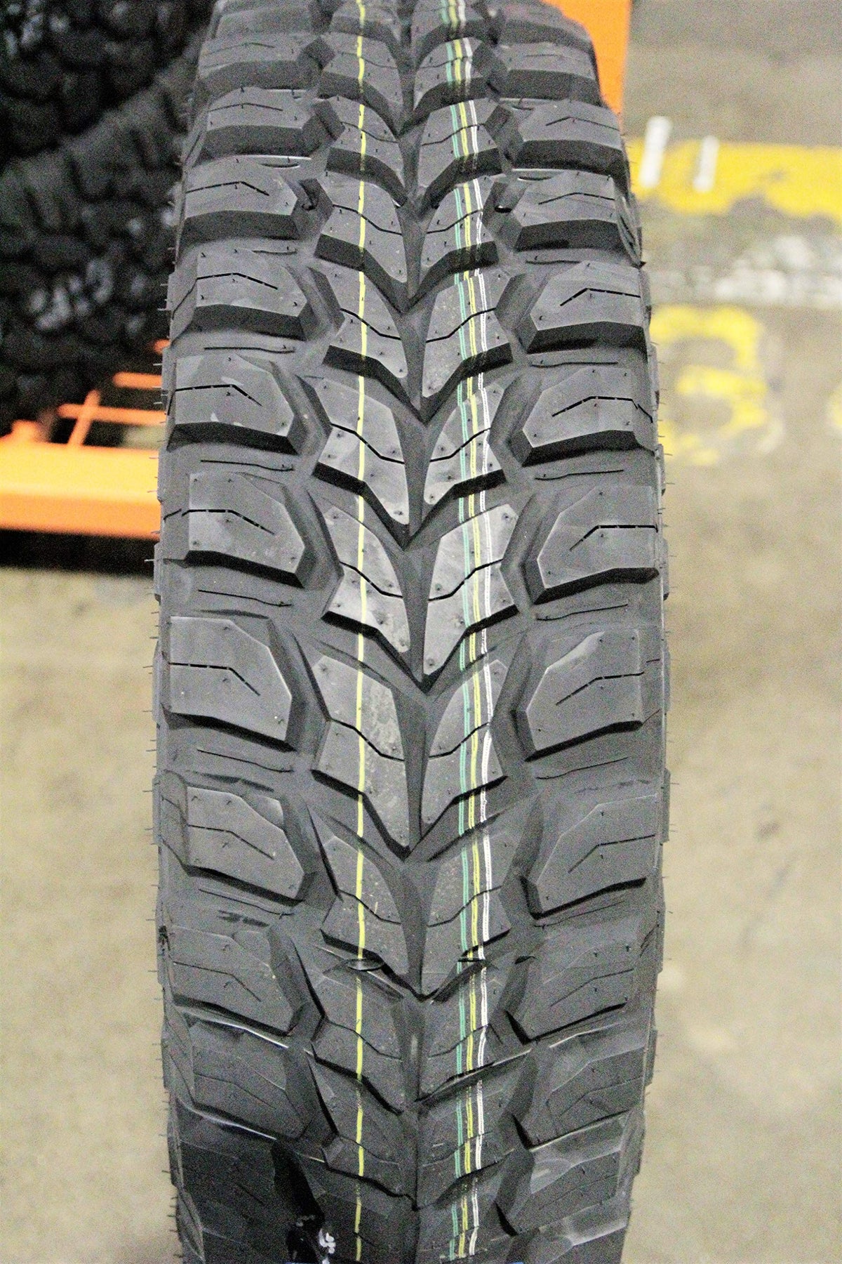 Mud Tire 235 85 16 LT235/85R16 X771