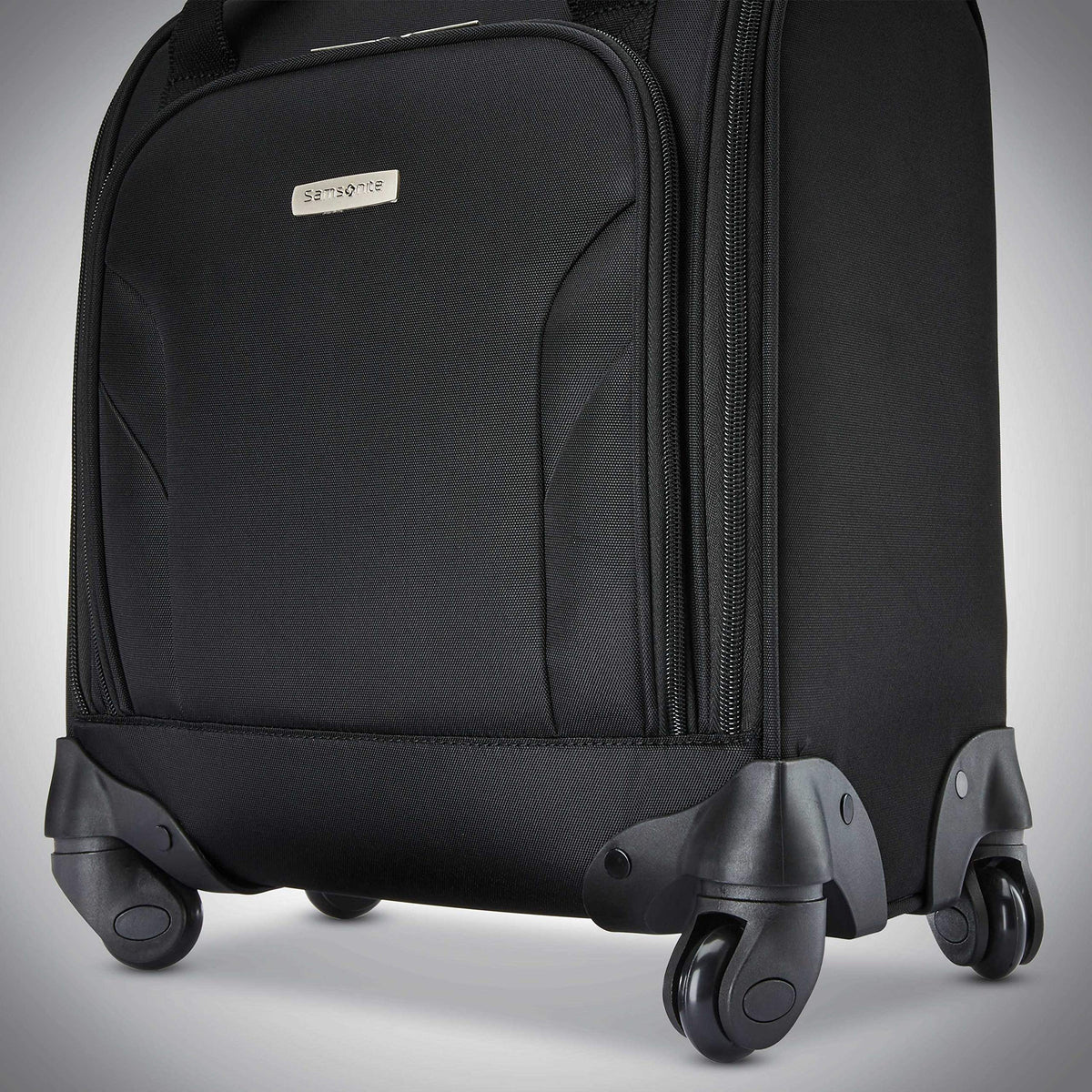 Underseat Carry-On Spinner With USB Port R32930